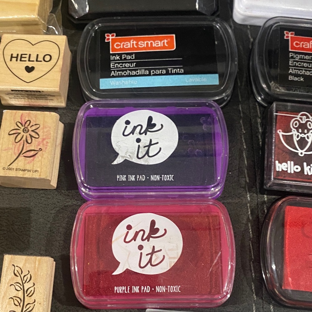 Assorted Rubber Stamps and Ink Pads - Picture 7 of 9